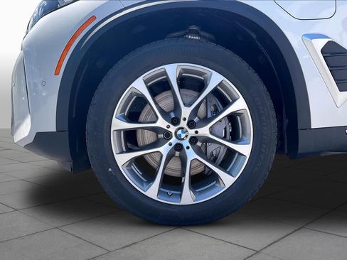 New 2026 BMW X5 xDrive50e AWD/4WD image 11