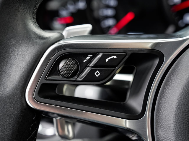 Certified 2018 Porsche 911 Carrera RWD image 14