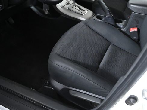 Used 2010 Toyota Corolla S image 20