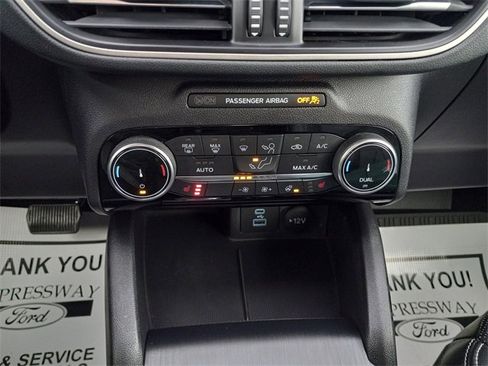 Used 2022 Ford Escape SEL image 22