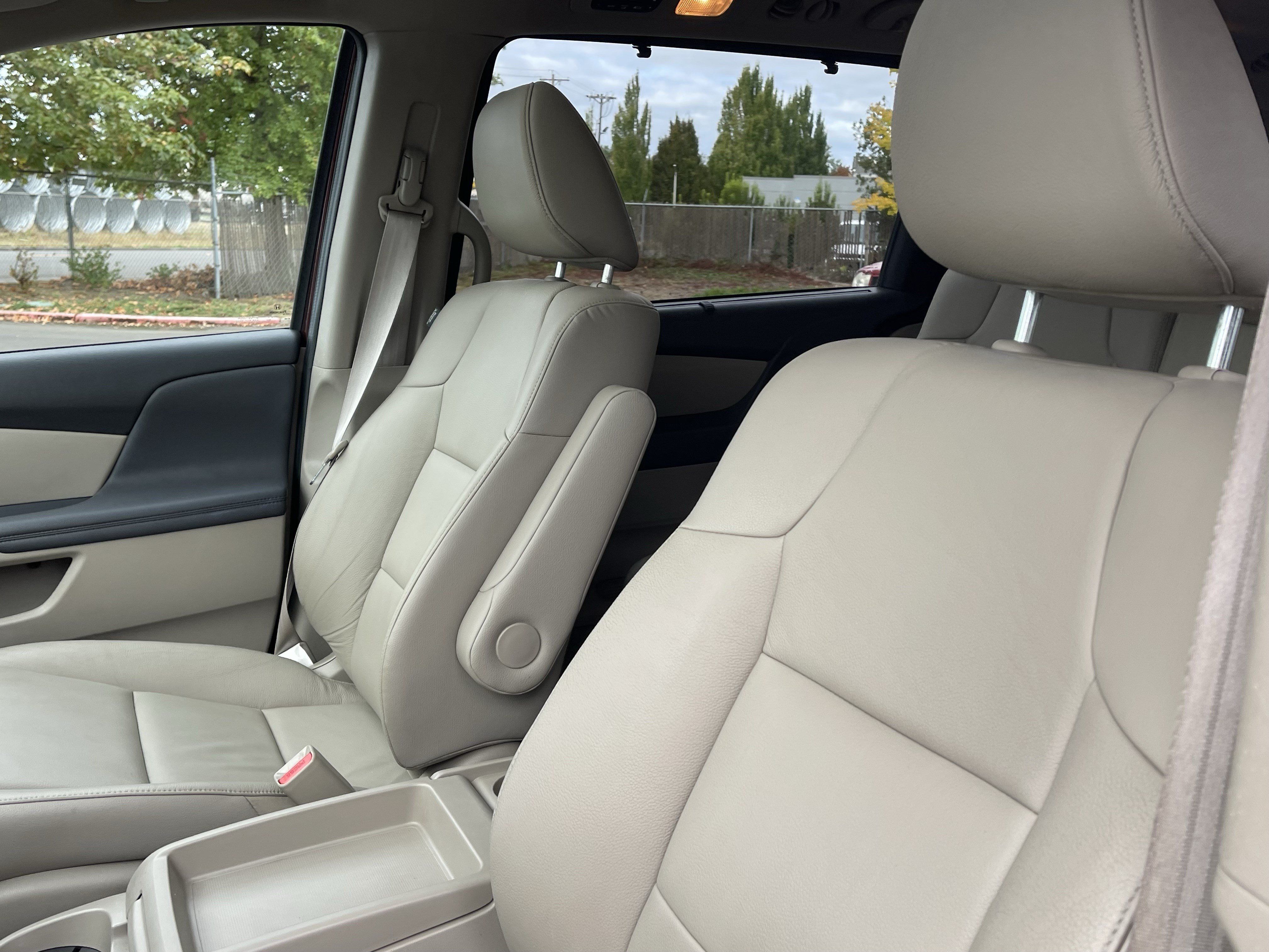 Used 2016 Honda Odyssey EX-L image 20