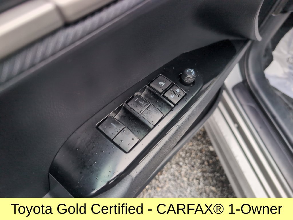 Certified 2025 Toyota Camry SE FWD image 13