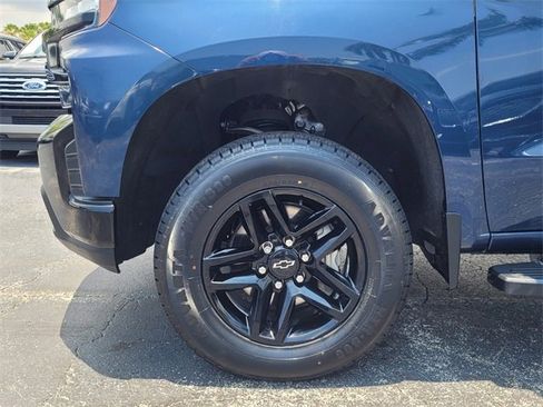 Used 2020 Chevrolet Silverado 1500 LT Trail Boss image 4
