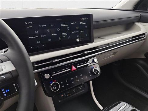 New 2025 Hyundai Tucson Limited image 14