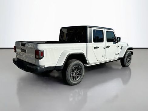 New 2026 Jeep Gladiator Sport AWD/4WD image 6