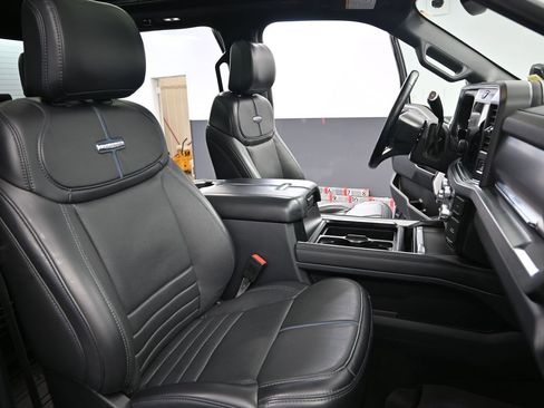 Used 2025 Ford F250 Platinum image 52