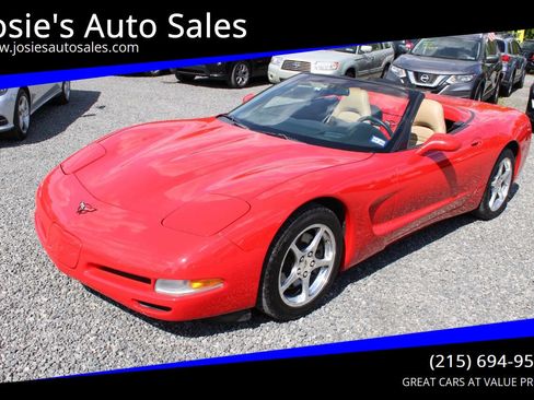 Used 2001 Chevrolet Corvette Convertible w/ Preferred Equipment Group2 RWD image 1
