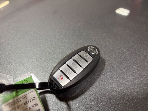 Used 2017 Nissan Maxima 3.5 SL image 36