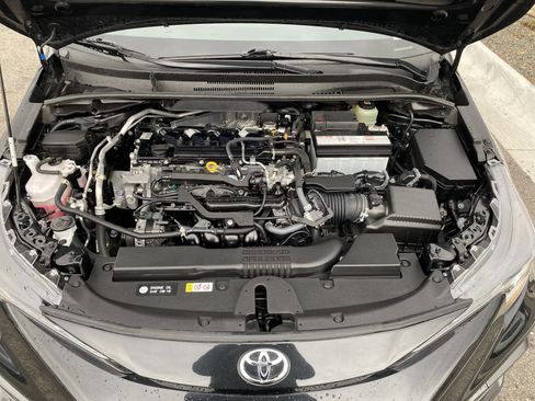 Used 2022 Toyota Corolla SE w/ SE Premium Package image 23