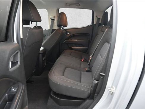 Used 2019 Chevrolet Colorado LT AWD/4WD image 18