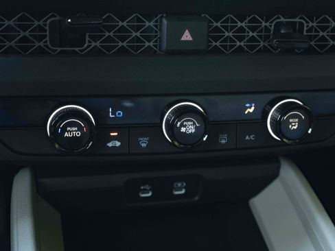 Used 2025 Honda Accord LX image 33