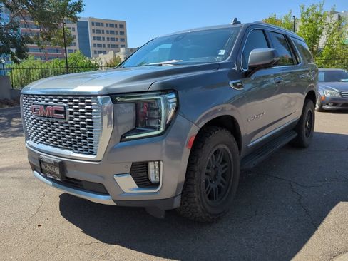 Used 2021 GMC Yukon Denali AWD/4WD image 3