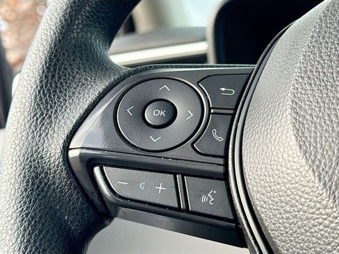 Used 2024 Toyota Corolla LE image 10