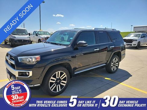 Used 2022 Toyota 4Runner Limited AWD/4WD image 6