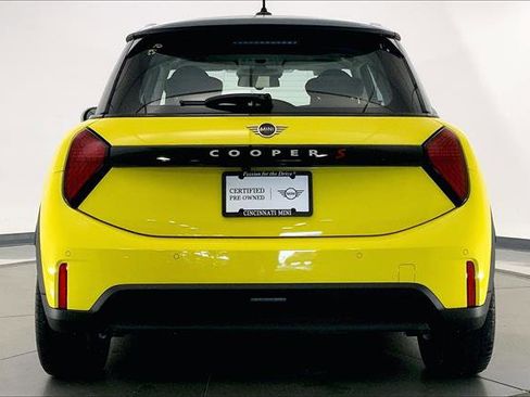 Certified 2025 MINI Cooper S image 3