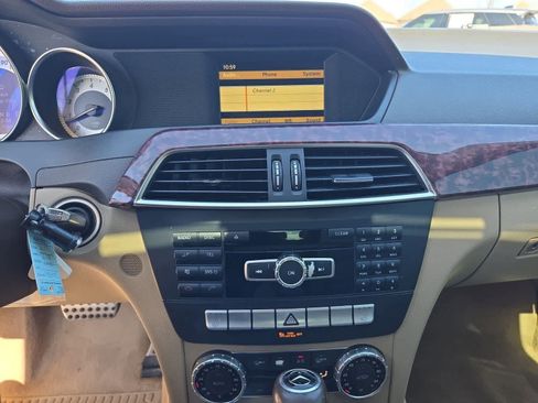 Used 2012 Mercedes-Benz C 300 Sport image 27