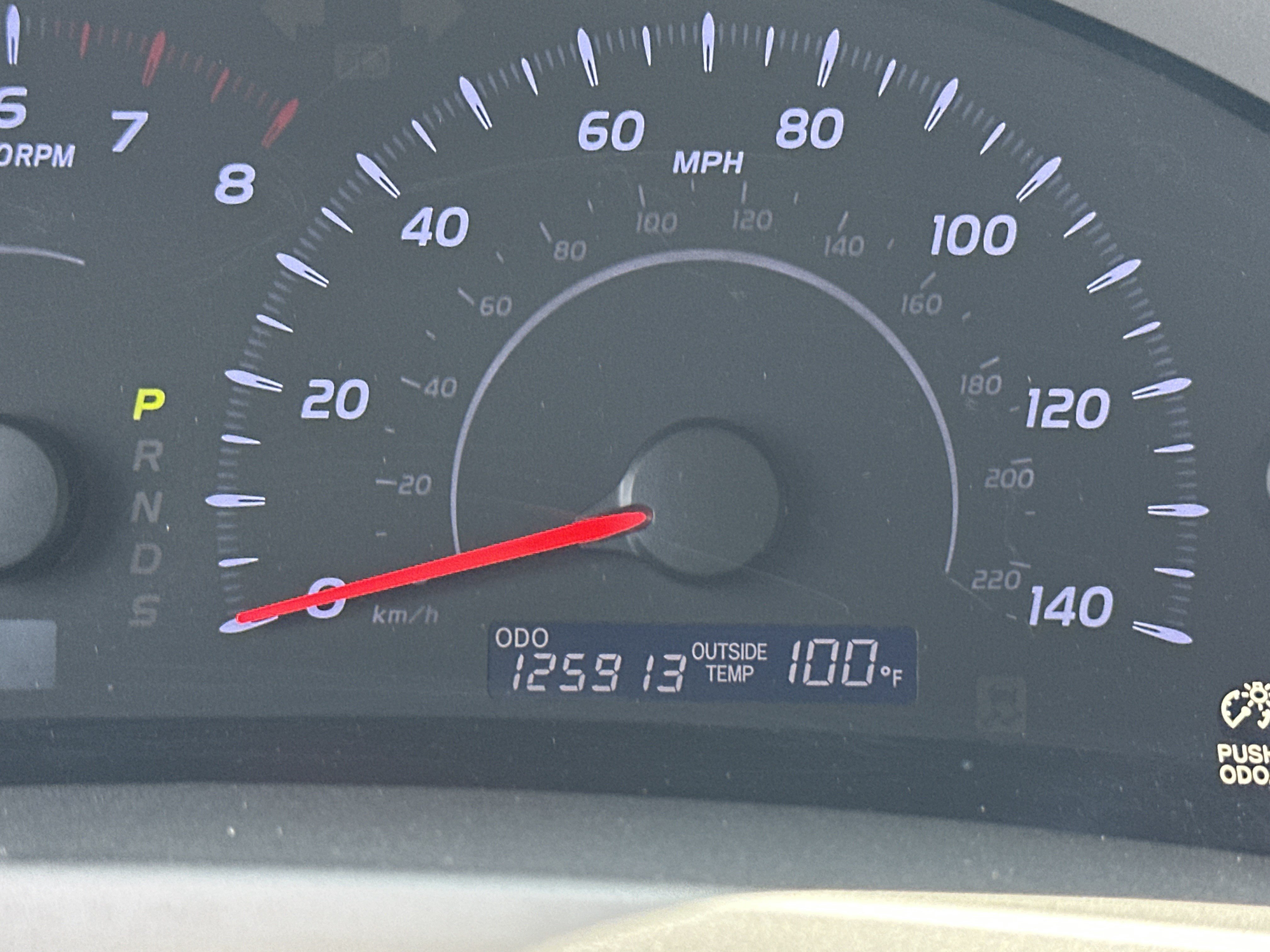 Used 2010 Toyota Camry LE FWD image 22