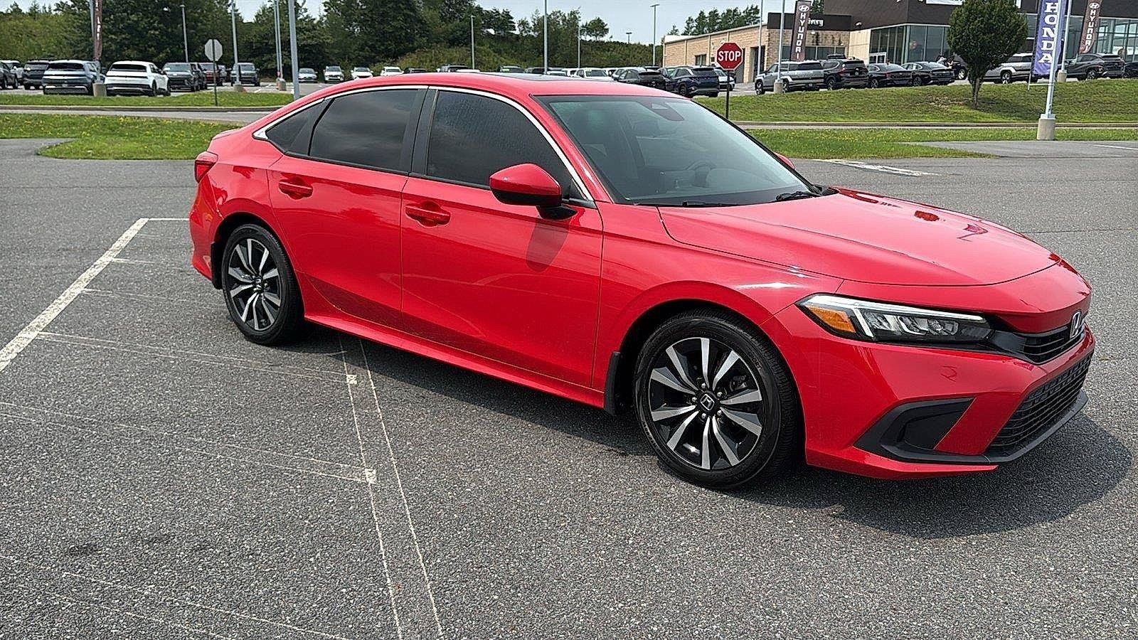 Used 2023 Honda Civic EX image 2