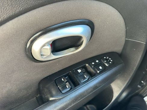 Used 2015 Kia Soul FWD image 20