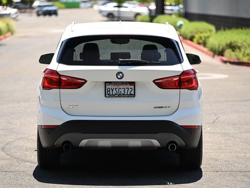 Used 2018 BMW X1 sDrive28i FWD image 6