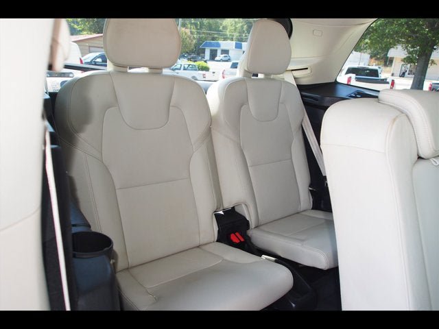 Used 2019 Volvo XC90 T6 Momentum w/ Protection Package Premier AWD/4WD image 18