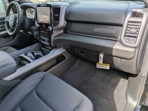 New 2026 RAM 1500 4x4 Crew Cab image 27