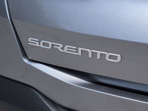 Certified 2025 Kia Sorento SX Prestige AWD/4WD image 14