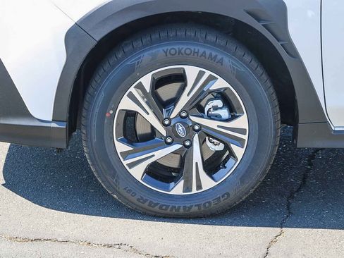 New 2025 Subaru Crosstrek 2.0i Premium image 9