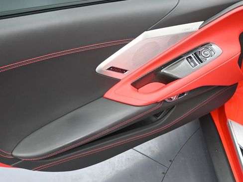 Used 2021 Chevrolet Corvette Stingray Premium Cpe w/ Z51 Performance Package image 10