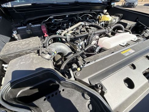 New 2025 Toyota Tacoma SR w/ SR Upgrade Package AWD/4WD image 32
