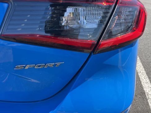 Used 2023 Honda Civic Sport image 8