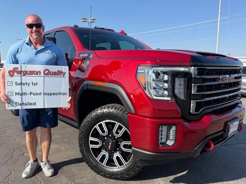 Used 2022 GMC Sierra 2500 AT4 w/ AT4 Premium Plus Package AWD/4WD image 1