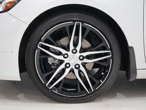 Used 2021 Honda Accord Touring image 11