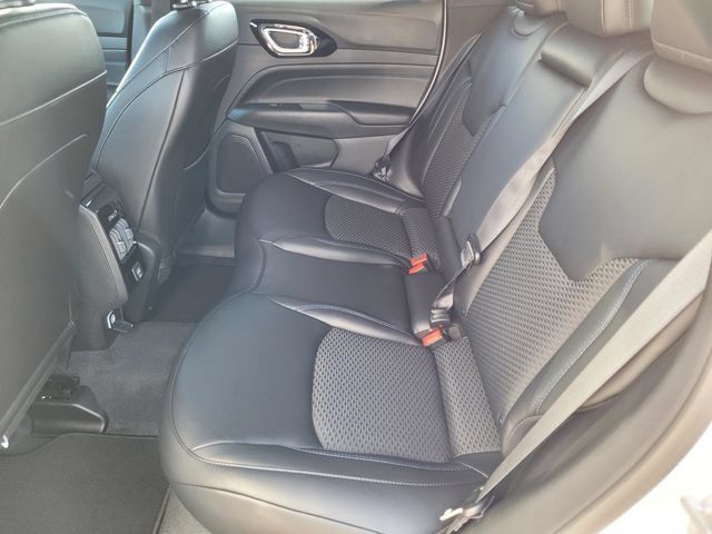 New 2026 Jeep Compass Latitude AWD/4WD image 23