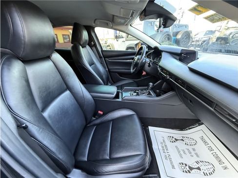 Used 2021 MAZDA MAZDA3 s image 30