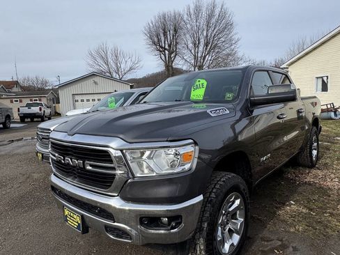 Used 2019 RAM 1500 Big Horn image 2
