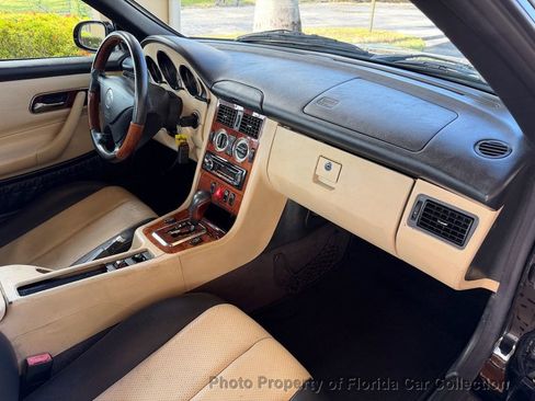Used 2001 Mercedes-Benz SLK 320 image 40