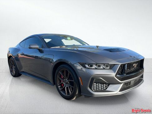 Used 2025 Ford Mustang GT Premium RWD image 8