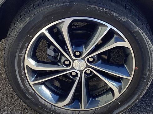 Used 2023 Buick Encore GX Select image 25