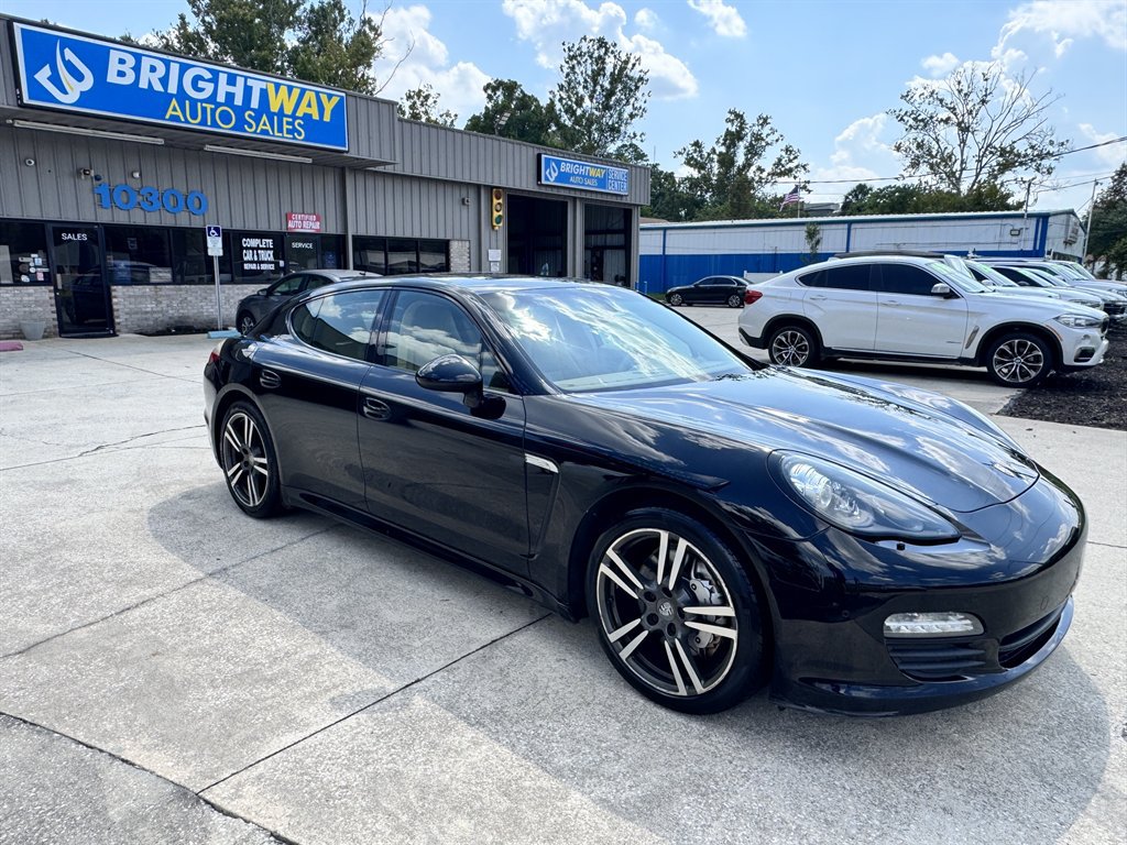 Used 2013 Porsche Panamera S RWD image 3