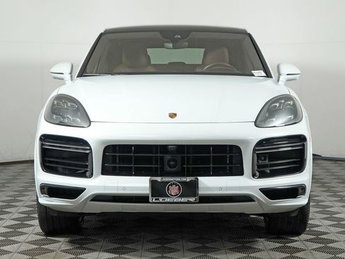 Certified 2023 Porsche Cayenne Turbo AWD/4WD image 10