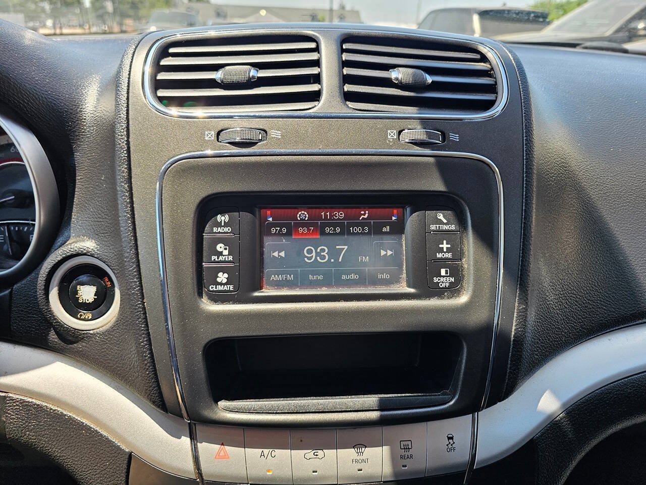 Used 2018 Dodge Journey SE w/ Blacktop Package FWD image 14