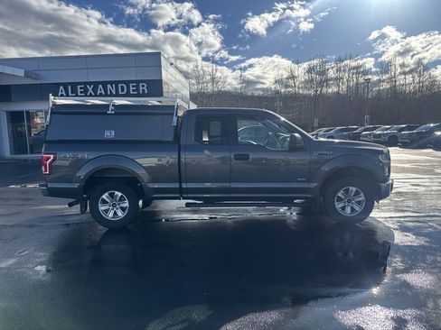 Used 2015 Ford F150 XLT w/ Trailer Tow Package image 2