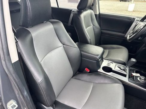 Used 2024 Toyota 4Runner SR5 Premium image 20