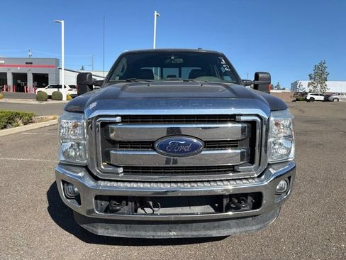 Used 2015 Ford F250 Lariat w/ Lariat Interior Package AWD/4WD image 2
