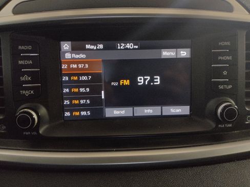 Used 2019 Kia Sorento S FWD image 25