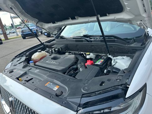 Used 2019 Lincoln Nautilus Reserve w/ Class II Trailer Tow Package AWD/4WD image 49