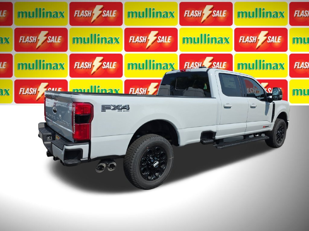 New 2026 Ford F350 Lariat w/ Black Appearance Package AWD/4WD image 3