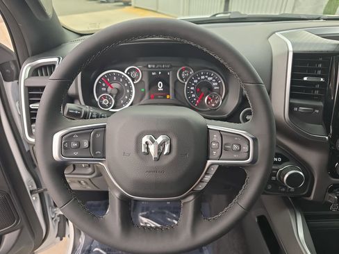 New 2026 RAM 1500 Big Horn AWD/4WD image 16