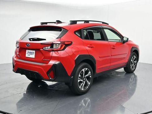 Used 2025 Subaru Crosstrek 2.5i Premium AWD/4WD image 9